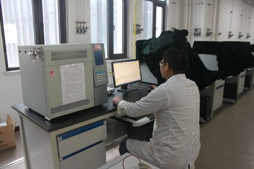 iPhoneX售價999美元，當(dāng)您心疼并給腎套殼時，甲醛危害也來啦，除甲醛最有效方法您需要了解