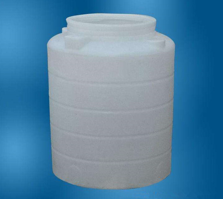 廚房水管破裂傳出刺鼻性氣味，原以為是鄰居家甲醛超標(biāo)，沒想到是“絕命毒師”