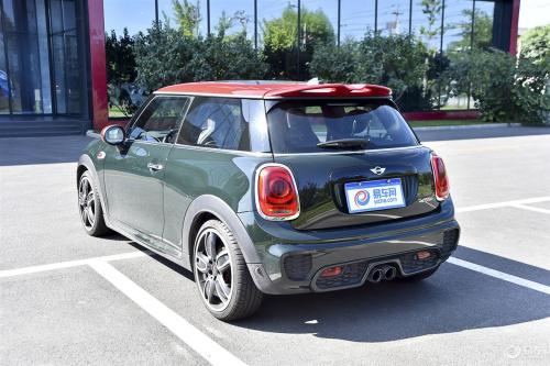 30萬買的MINI竟甲醛超標(biāo)異味重！