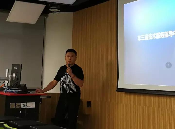 中港室內(nèi)環(huán)境凈化行業(yè)學(xué)術(shù)研討會(huì)暨中國(guó)室內(nèi)環(huán)境凈化治理專業(yè)委員會(huì)香港分會(huì)成立一周年紀(jì)念會(huì)議圓滿結(jié)束！