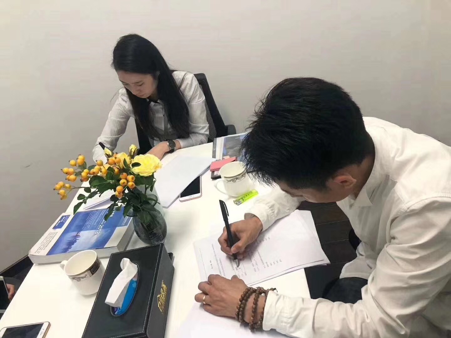 熱烈祝賀倪總、秦總、周總簽約創(chuàng)綠家寧波市區(qū)級(jí)代理！