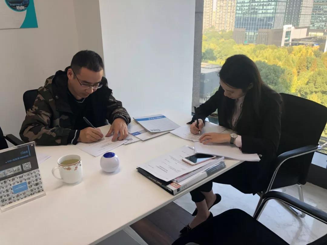 熱烈祝賀戴總簽約創(chuàng)綠家寧波市區(qū)級代理！